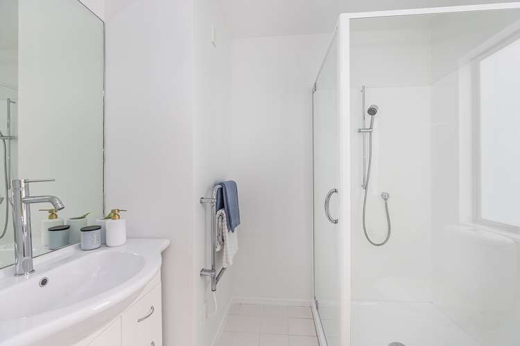 6 Cromarty Place Papakowhai_30