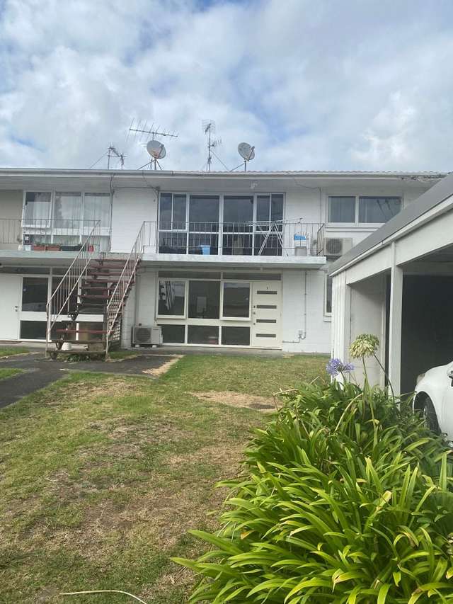 Ready to move in -  Unit in Remuera