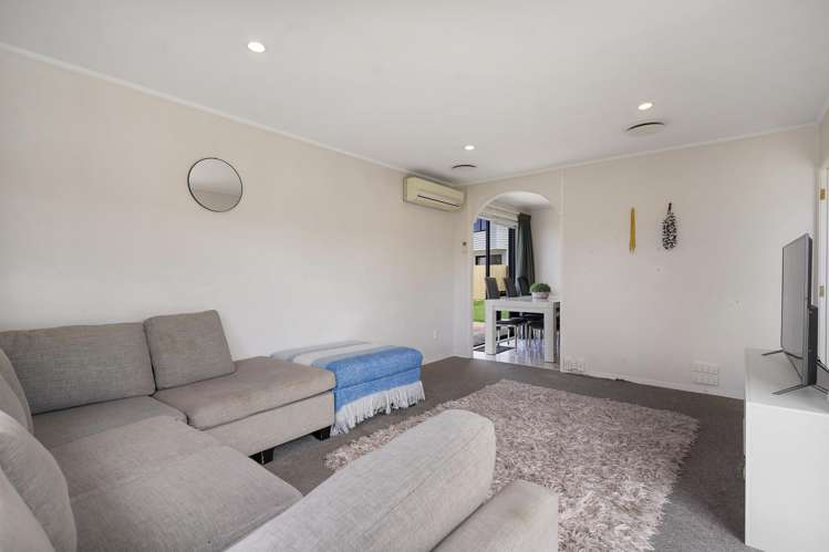 30 Granville Drive Massey_18