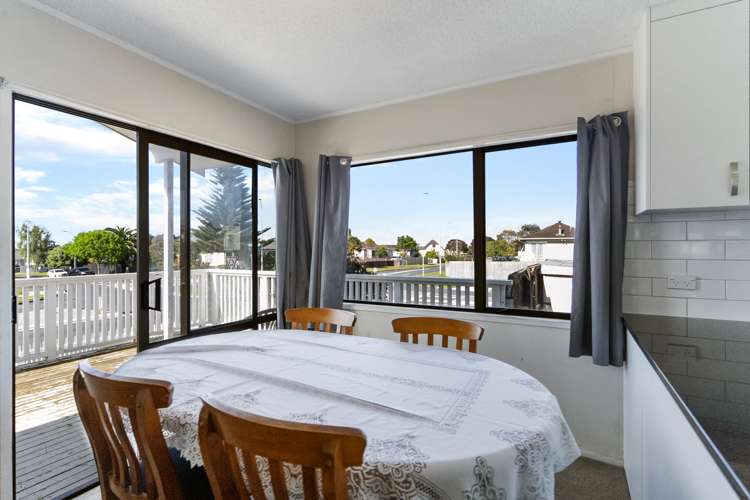 37 Sharland Avenue Manurewa_8