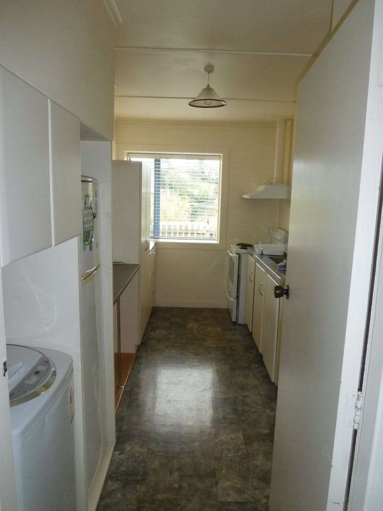 16 Milford Avenue Calton Hill_8