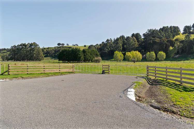 1a- 11 75 Parkers Road Carterton_9
