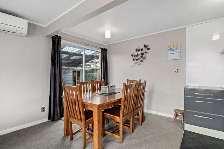 26 Dickens Street Stoke_20