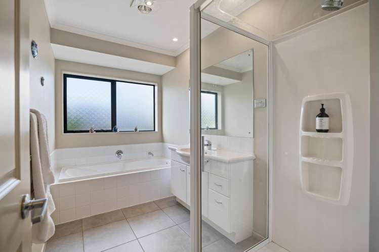 36 Sunny Crescent Huapai_18