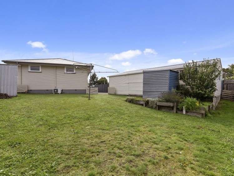 18 Homedale Street Pukehangi_9
