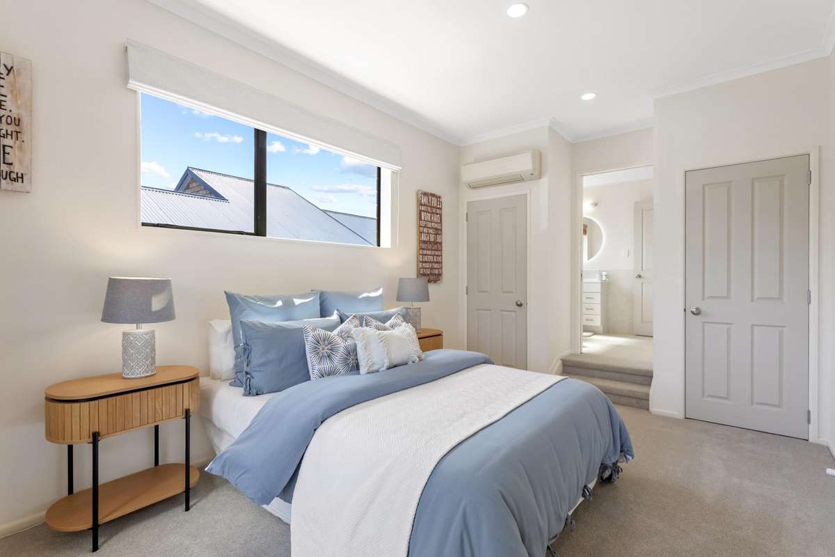 23 Phoenicia Court_2