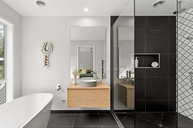 18b Hobbs Road Matakatia_31