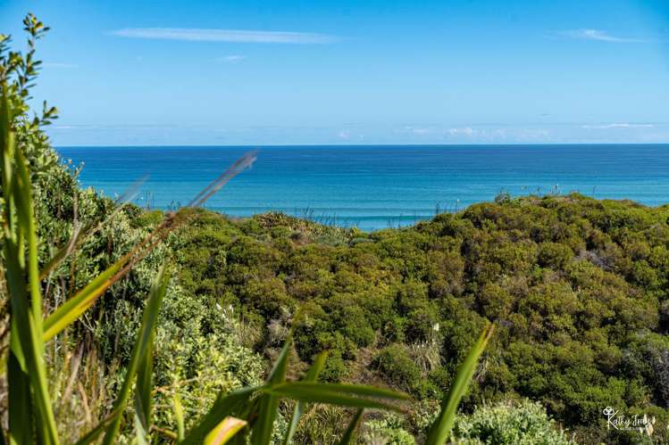 13 Bayly St Baylys Beach_2