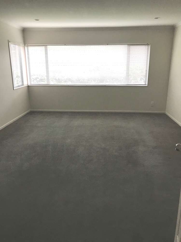 6 Fleetwood Drive Henderson_2