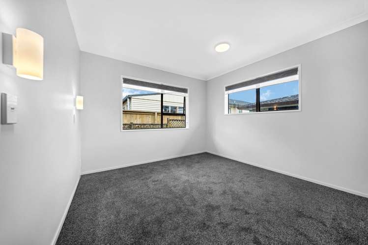 2/98 Harris Street Pukekohe_8