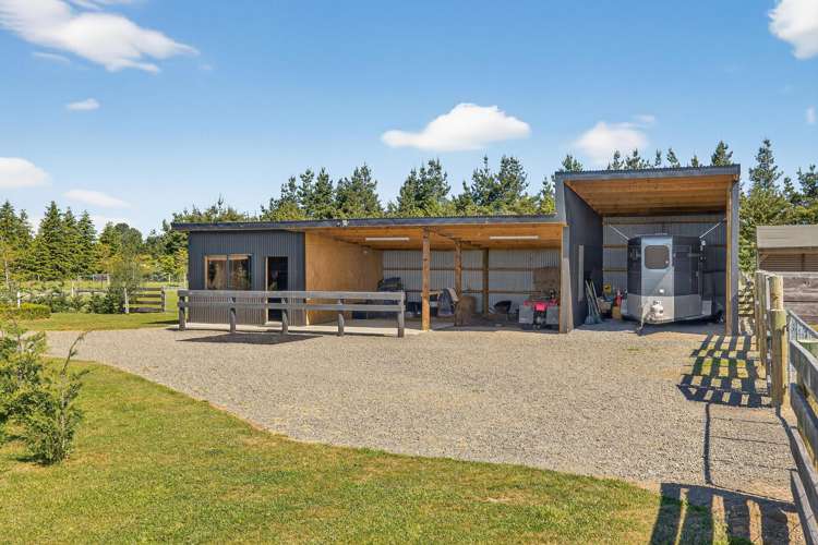 449 Ashley Road Cust_17