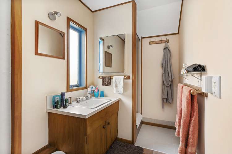 20 Wai-Iti Crescent Woburn_12