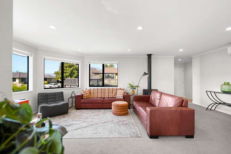 35 Stoneleigh Drive Chartwell_5