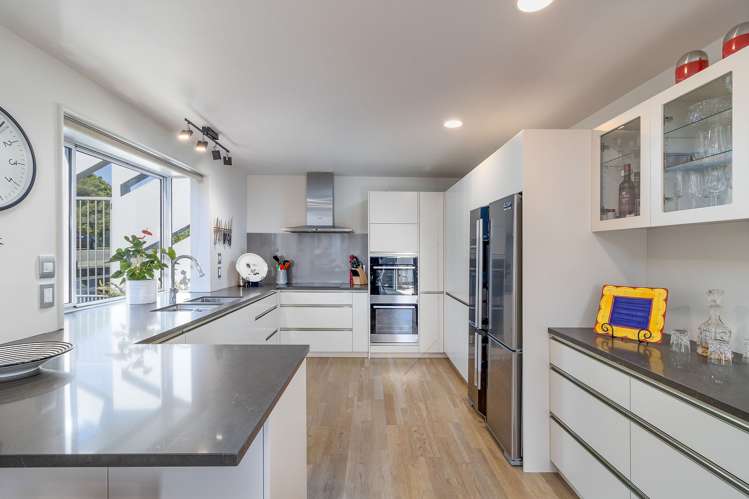 346 Princes Drive Britannia Heights_8