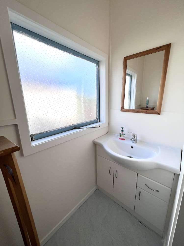 15 Rolleston Street Hokitika_11