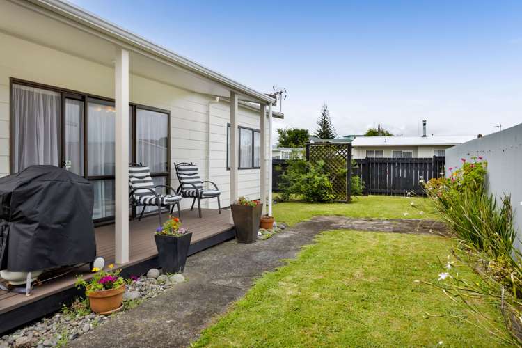 4 Naumai Place Spotswood_13