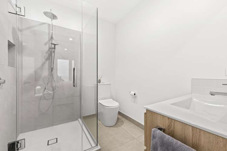 178 Beach Road Onerahi_14