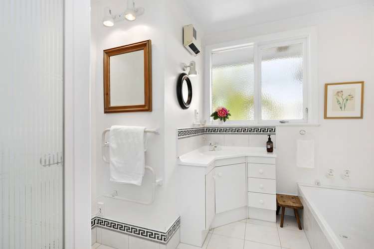 395 Fergusson Drive Heretaunga_17