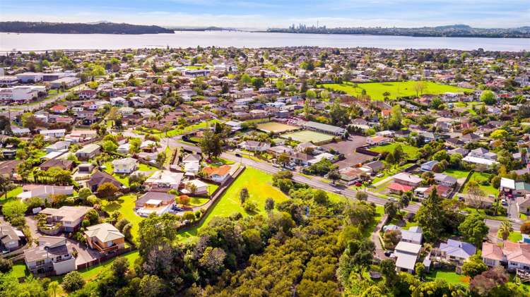 17 Matipo Road Te Atatu Peninsula_11