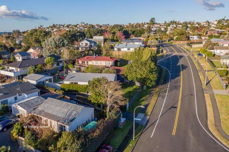 4 Pamir Place & 64 Victory Street Welcome Bay_8