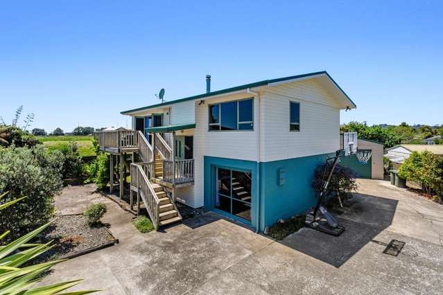 FOUR PLUS BEDROOMS - RIVERSIDE DRIVE - WHAKATANE