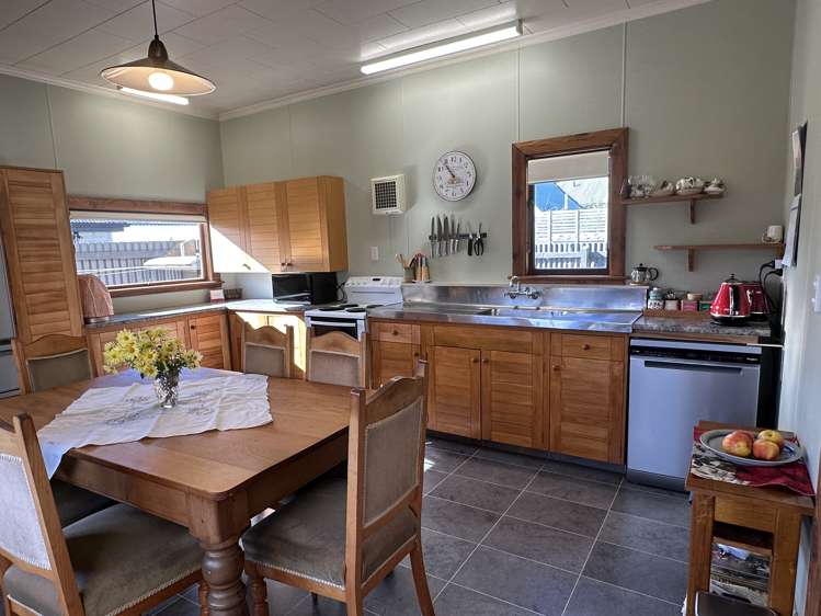 46 Middle Road Allenton_22