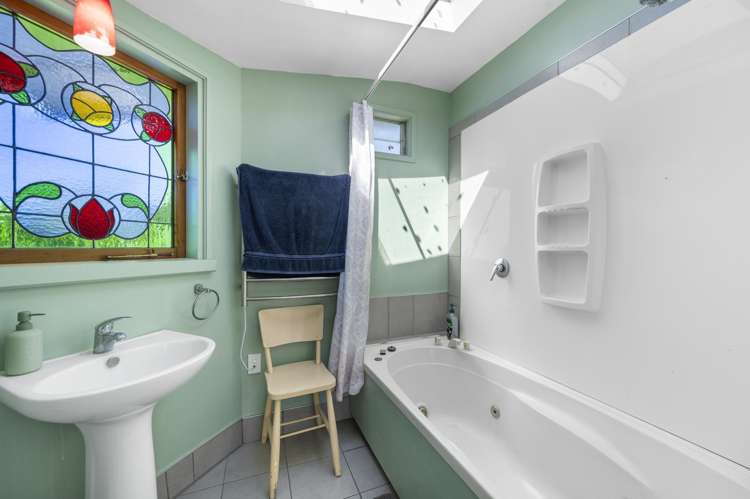 78 Menin Road Onekawa_17