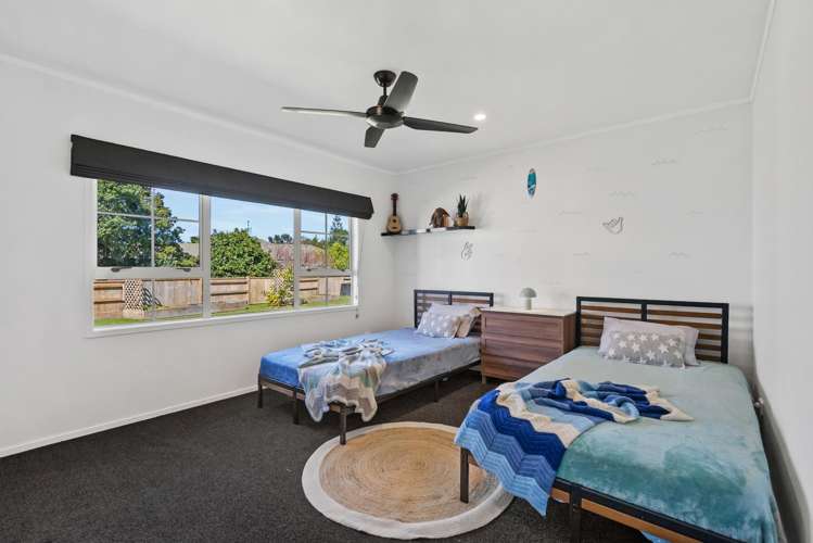 3 May Grove Lane Tamaterau_14