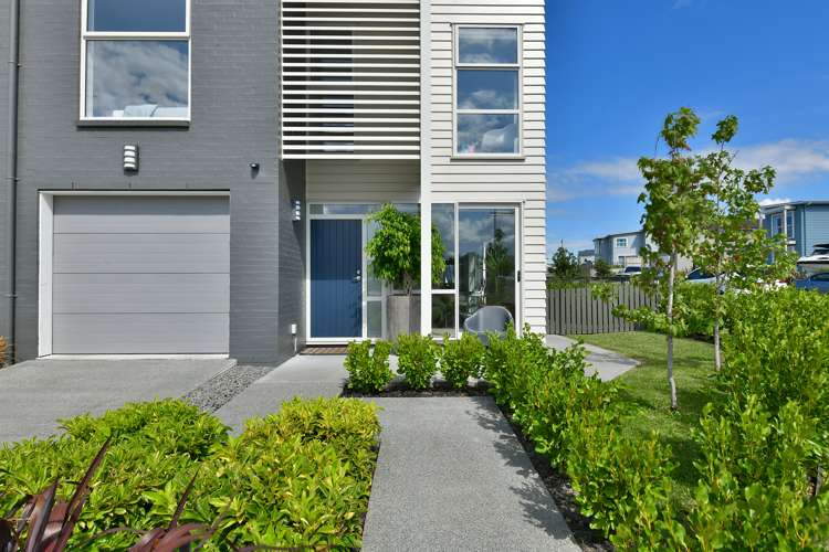 2 Couldrey Crescent Red Beach_17