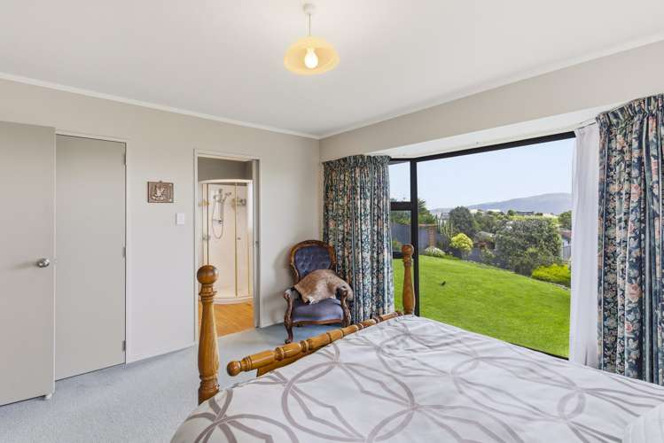 2 Sunset Terrace Waikanae Beach_18