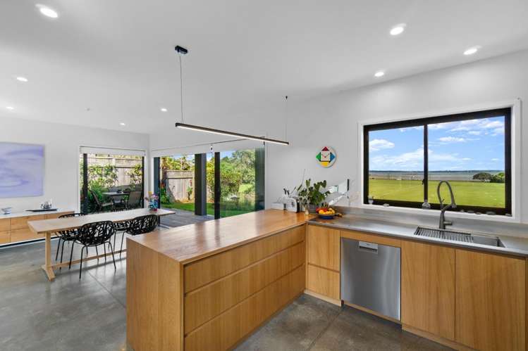 24 Edgars Road Westmere_11