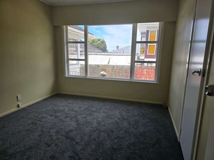 205 Hillsborough Road Hillsborough_10