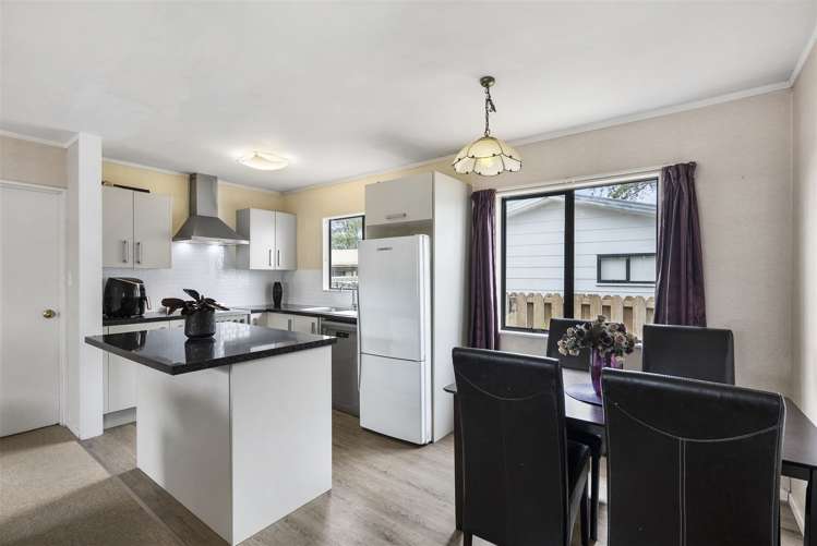 1/12 Aurea Avenue Pakuranga_8