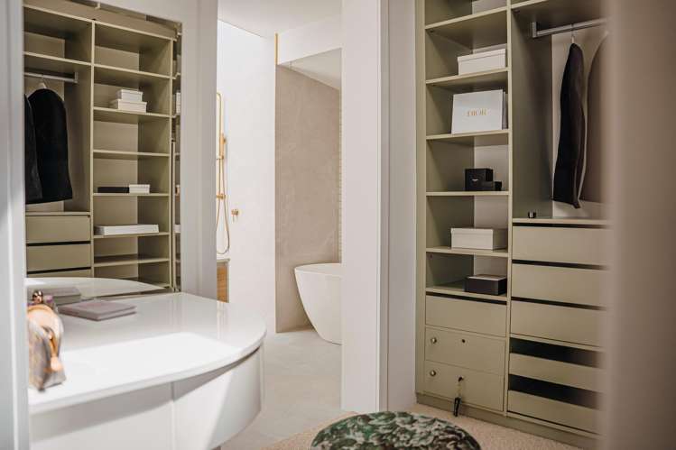 12 Tangaroa Street Point England_24