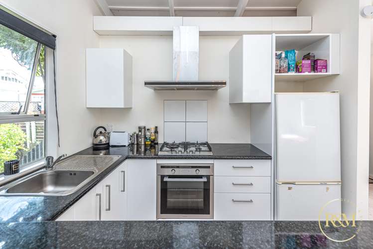 9 Fitzherbert Avenue Springvale_21