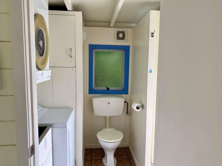 55 Kennedy Point Road Surfdale_16