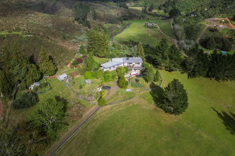 555 Mill Creek Road Kaimarama_5