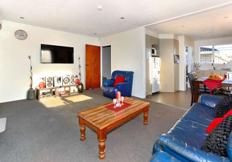 276 Pages Road Wainoni_4