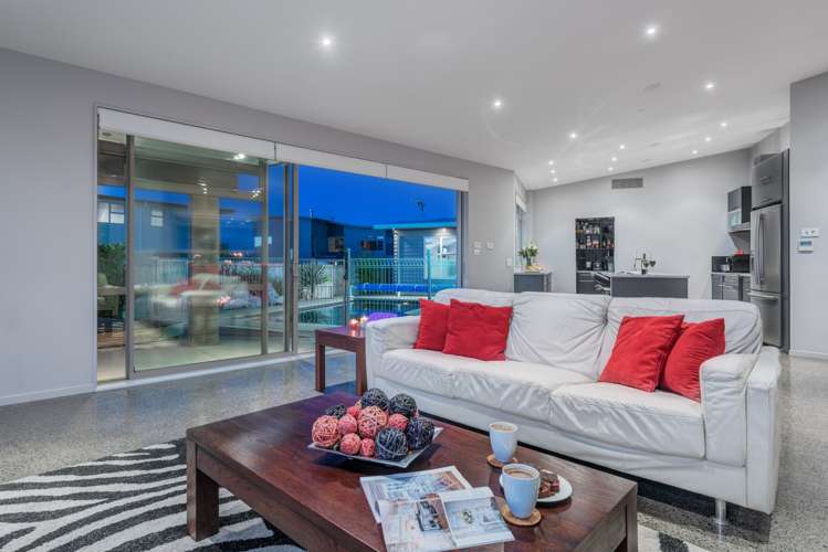 21 Columbia Crescent Beachlands_4