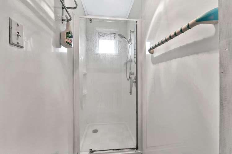 6 Regan Street Stratford_17