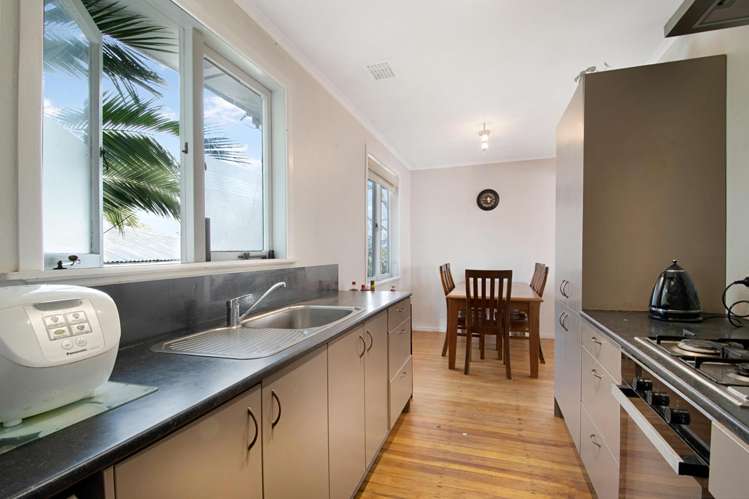18 Sherwood Avenue_5