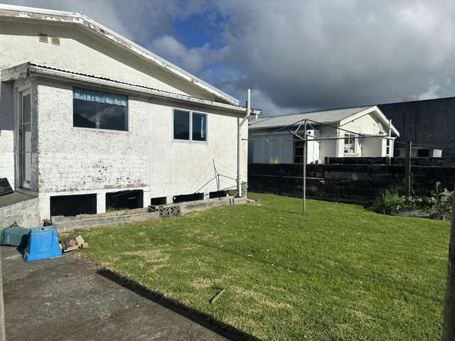 4 Burton Street Waiwhakaiho_1