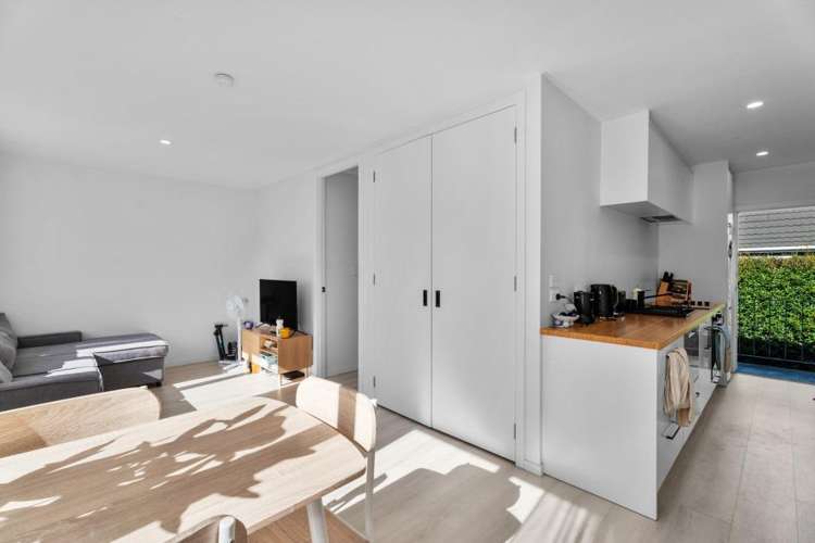 6/4 Averill Avenue 1704_3