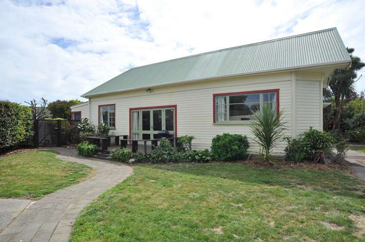 1 Gamblins Road Saint Martins_13