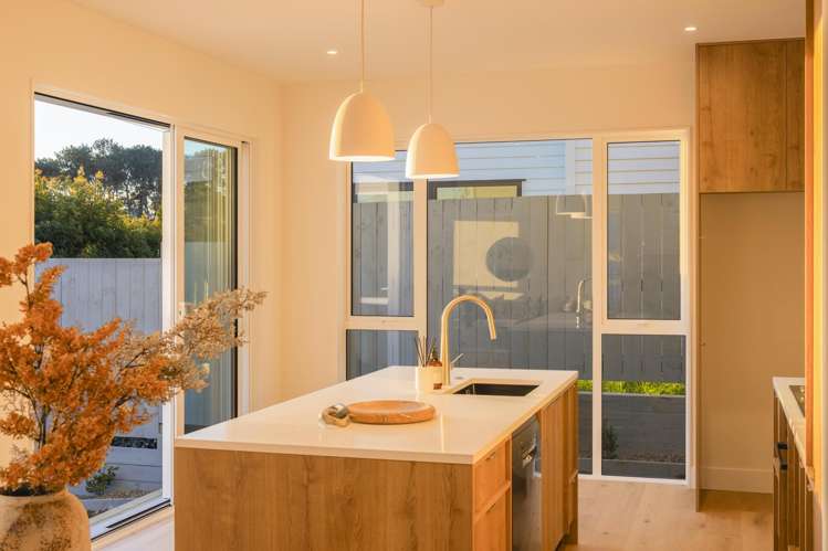 Lot 6/14,16,18 William Souter Street Forrest Hill_20