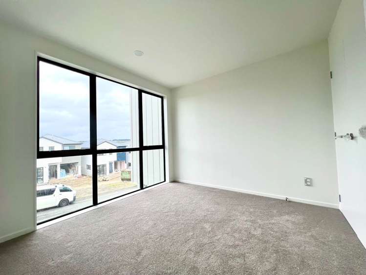 5a Frontier Lane Flat Bush_7