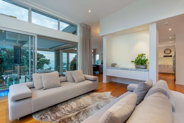 23 Whitby Crescent Mairangi Bay_12