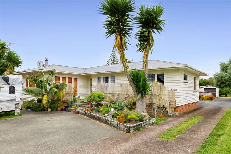 46 Yeovil Road Te Atatu Peninsula_1