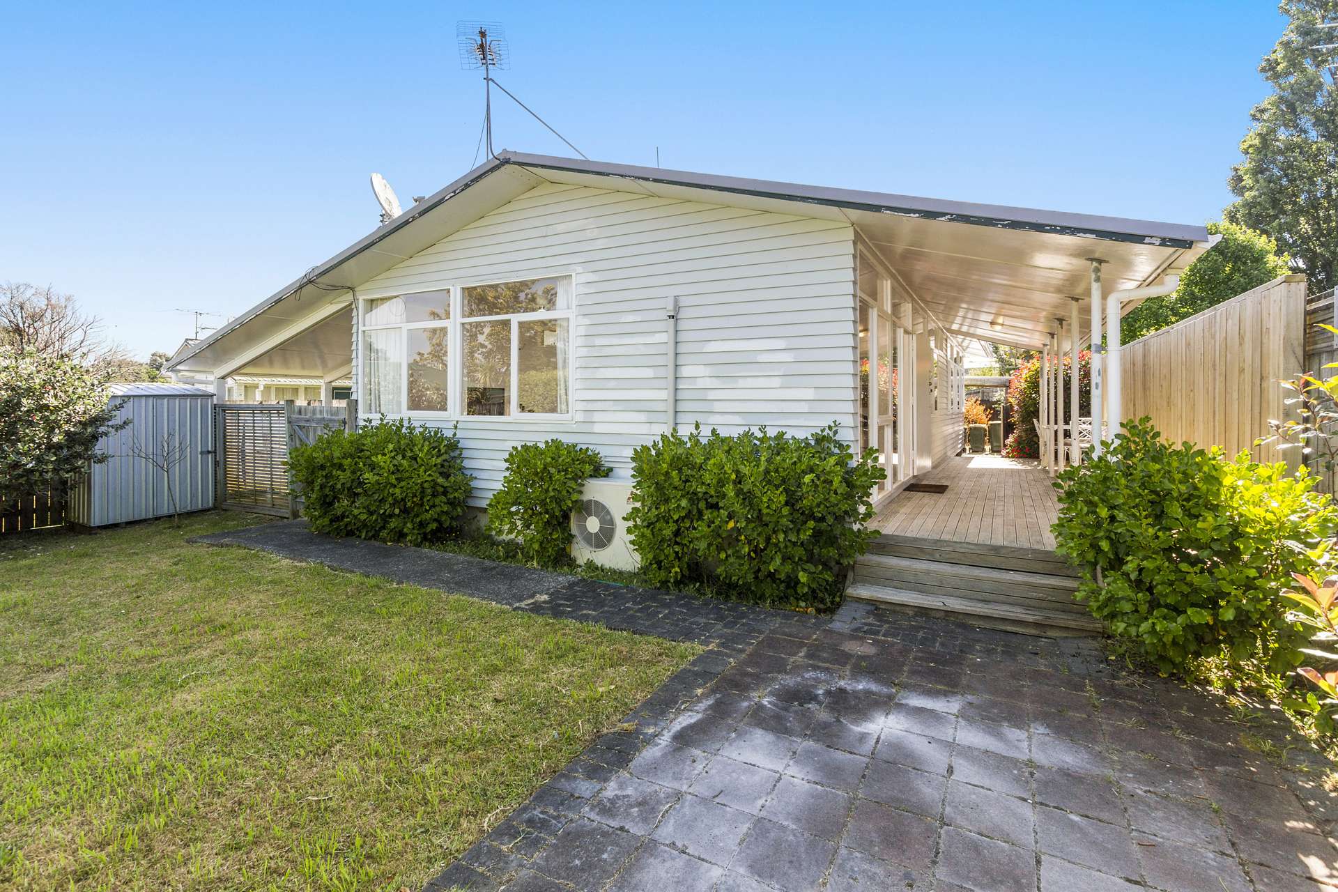 16 Rickards Place New Lynn_0