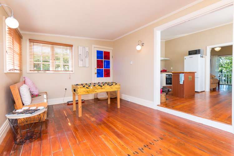 6 Coronation Road Mangere Bridge_22